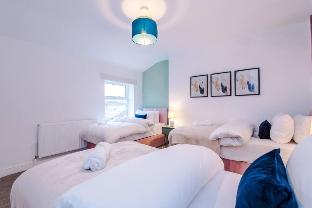5 Bed Salford Sanctuary Retreat Villa Manchester Exteriör bild