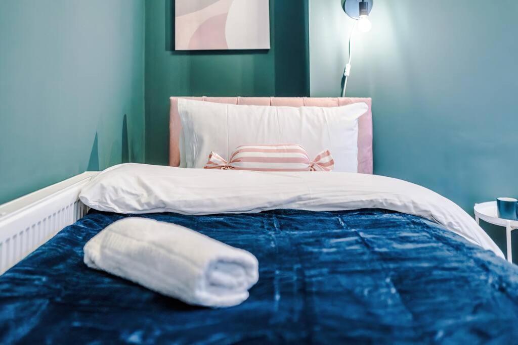 5 Bed Salford Sanctuary Retreat Villa Manchester Exteriör bild